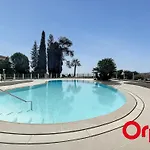 アパート Climatise Avec Piscine Et Garage Securise A Menton, 4 Couchages - Fr-1-647-35