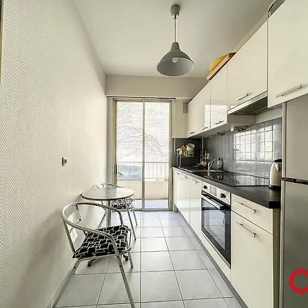 Daire Climatise Avec Piscine Et Garage Securise A Menton, 4 Couchages - Fr-1-647-35