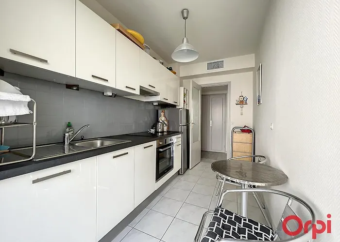 Climatise Avec Piscine Et Garage Securise A Menton, 4 Couchages - Fr-1-647-35 Apartment